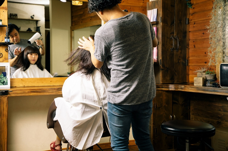 たまプラーザのヘアサロン・理容室フレールで行う髪の健康に配慮した施術のご案内